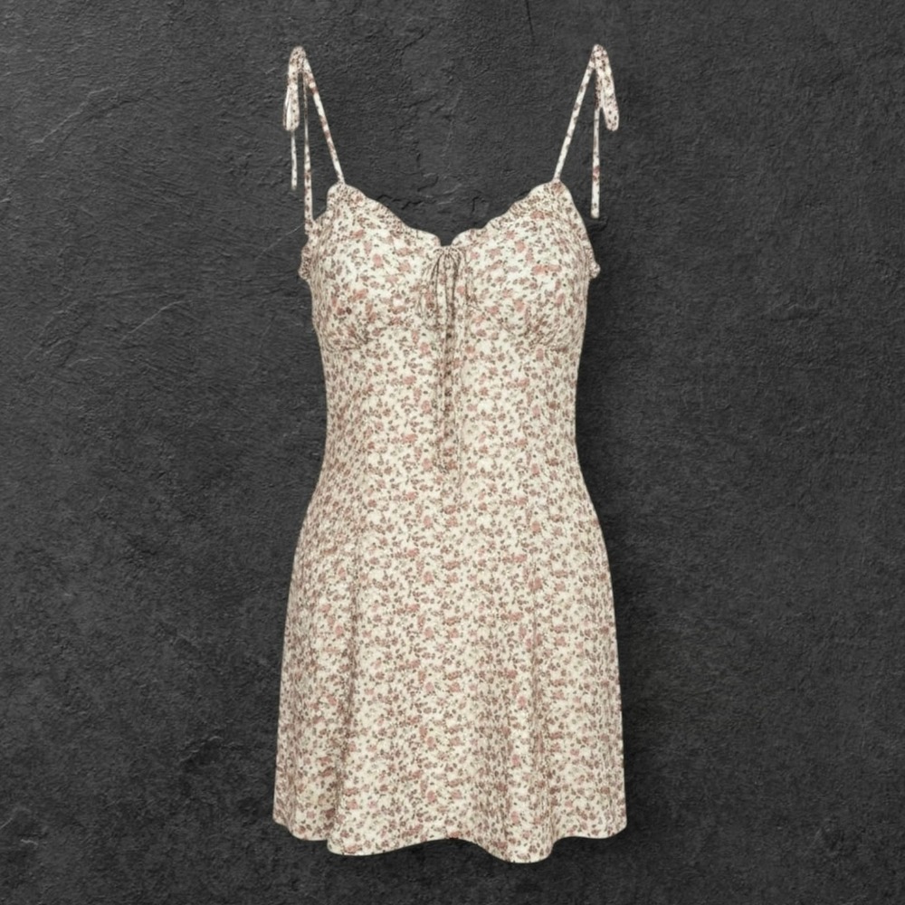 Dress Forum Ditsy Floral Coquette Babydoll Dress Size S Roses Smocked Romantic